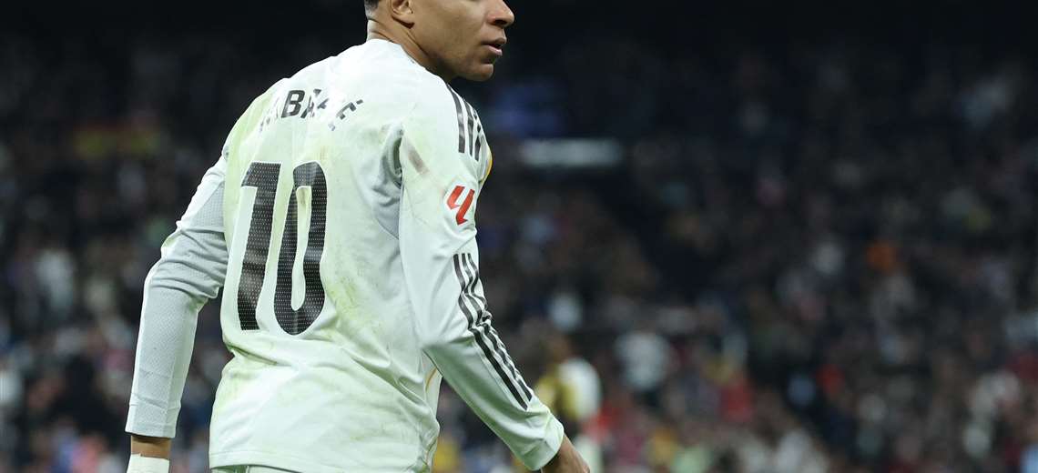 ¿Examinó el Real Madrid la rodilla equivocada a Mbappé? Esto dice el jugador - Imagen de la noticia