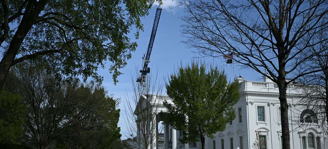 Juez ordena paralizar obras del salón de baile de Trump en la Casa Blanca - Imagen de la noticia