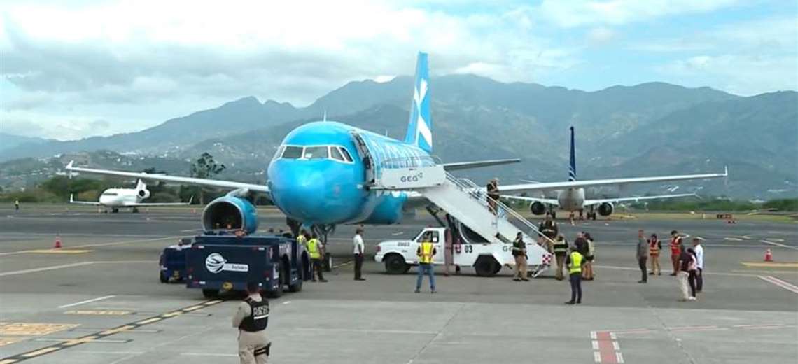 EE. UU. deporta a Costa Rica a los primeros 25 extranjeros tras acuerdo migratorio