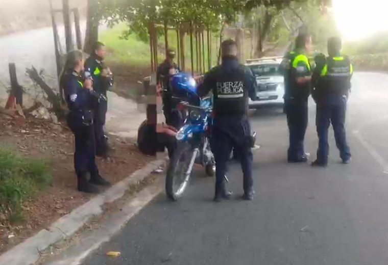 Detienen a sospechoso de agredir sexualmente a mujer tras seguirla por cinco kilómetros