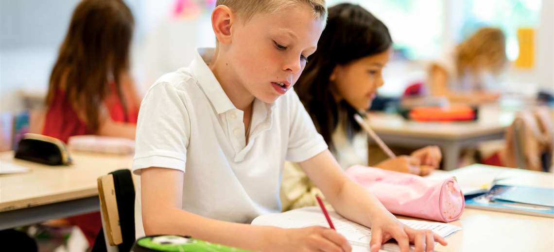 ¿Por qué Suecia, uno de los países más tecnológicos, reduce la educación digital?