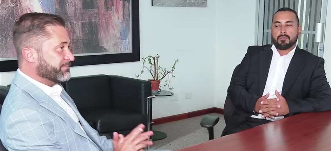 Abogados de jueza afirman que inacción de Fiscalía facilitó agresión