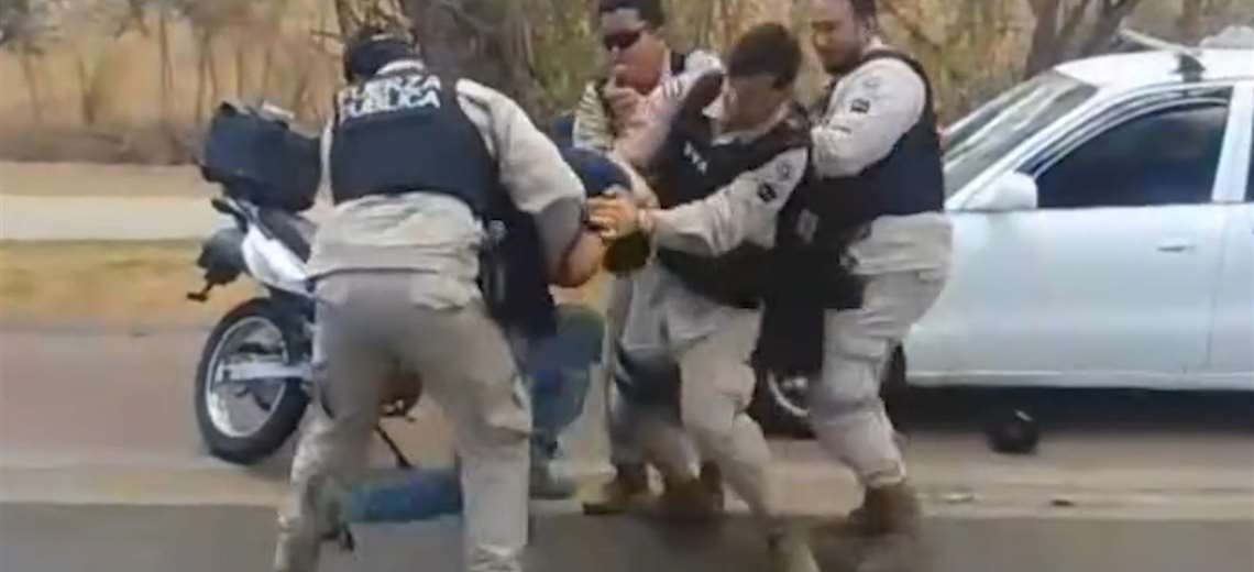 Video: Aparente intento de robo de carro termina con detención frente a aeropuerto de Liberia