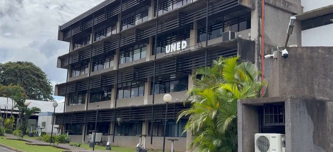 Estudiar sin costo y desde casa: Así funciona la nueva oferta educativa de la UNED