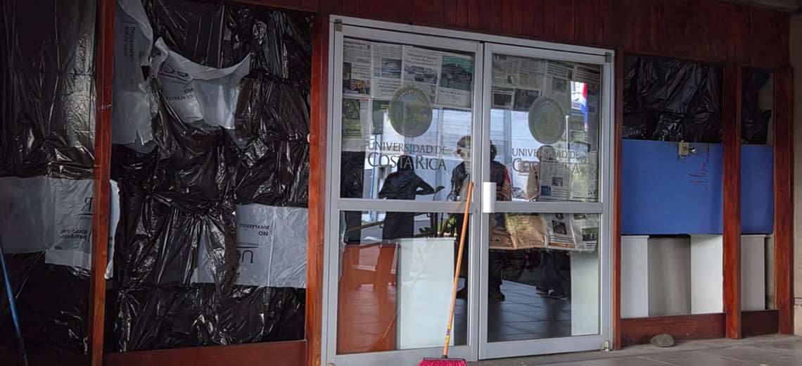 Toma de Rectoría UCR: Estudiantes piden candados y fósforos en chats universitarios