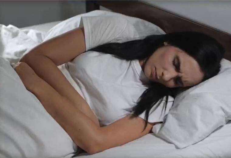 Seis de cada diez mujeres no descansan bien durante su periodo: esta es la solución