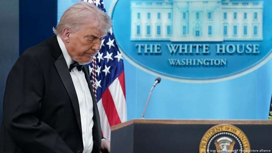 Trump dice que atacante de ayer tenía motivaciones anticristianas