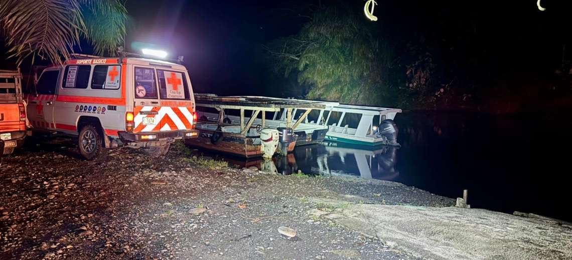 Cruz Roja reinicia búsqueda de joven desaparecido tras choque de lanchas en Parismina