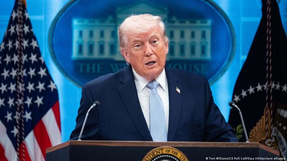 Trump: Aranceles del 50% a países que manden armas a Irán