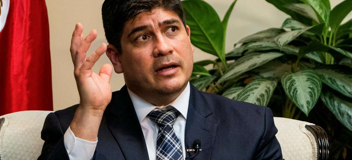 Estas son las reglas con las que se revisan fotos y audios del celular de Carlos Alvarado