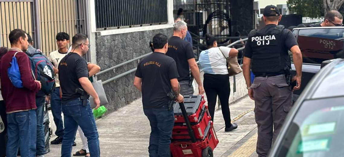 27 funcionarios investigados por presunto cobro irregular de horas extra en Calderón Guardia