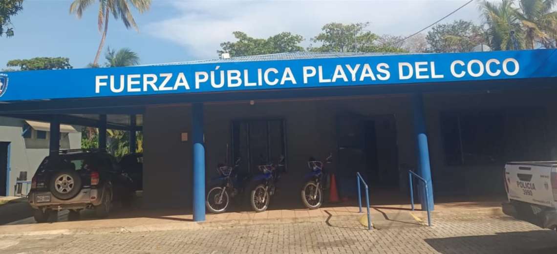 Madre entrega a su hijo a la Policía por apuñalar a estudiante frente a Cindea en Guanacaste