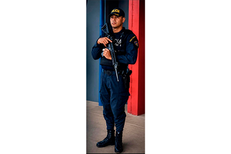 Gerson Rosales Cascante, oficial de Fuerza Pública