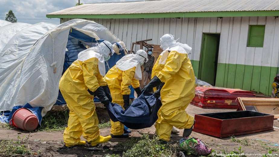 Hospitales del epicentro del ébola en RDC están 