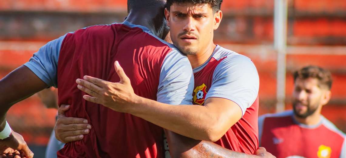 Herediano anuncia la salida de Yeltsin Tejeda