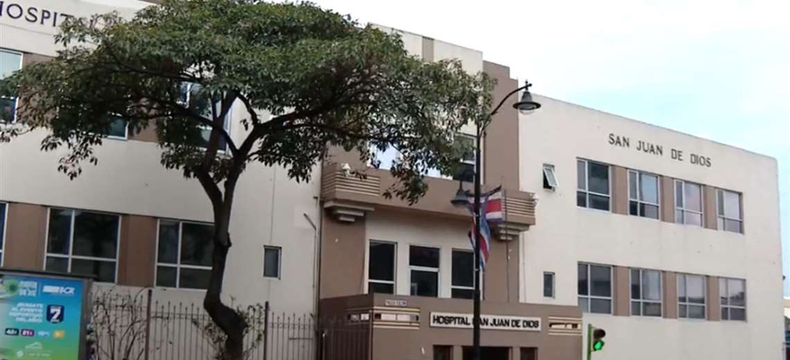 Hospital revela condición médica de pacientes aislados por peligrosa bacteria
