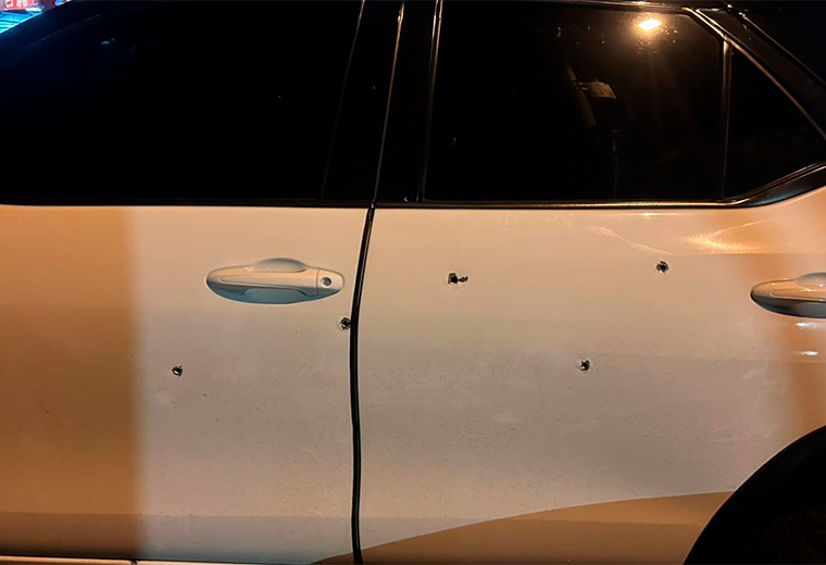Carro baleado en Los Yoses: OIJ abre investigación tras presunta riña en bar