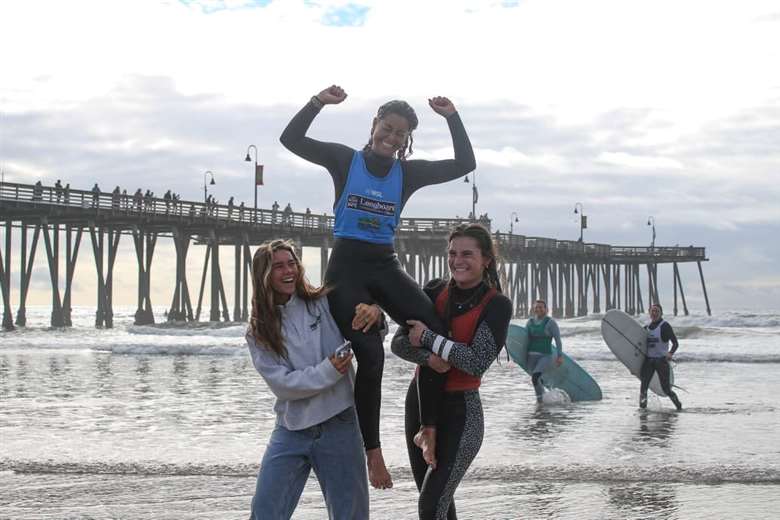 Lia Díaz, primera tica en Tour Mundial de longboard: 
