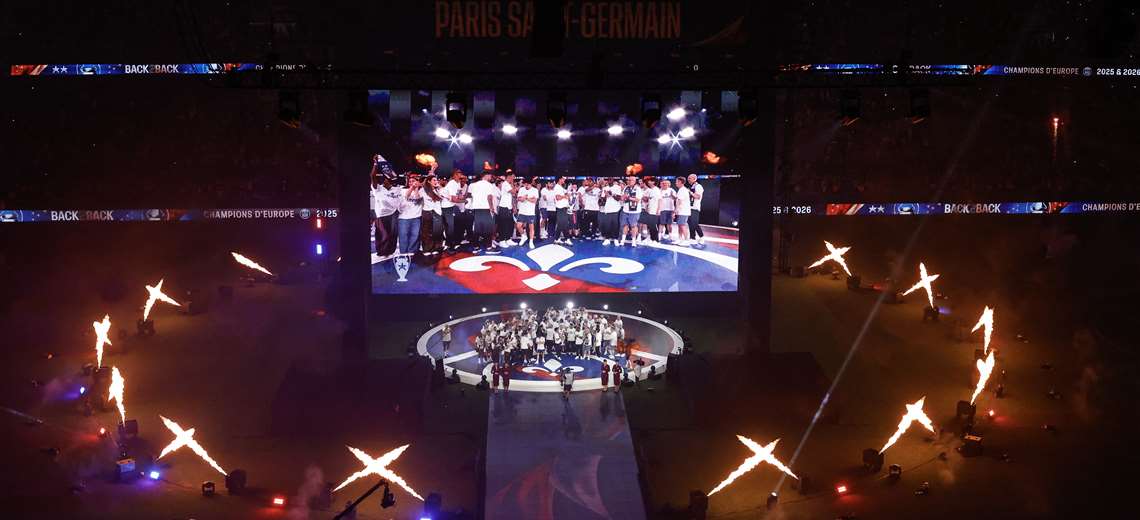 París festeja con los héroes del PSG bajo fuerte vigilancia policial