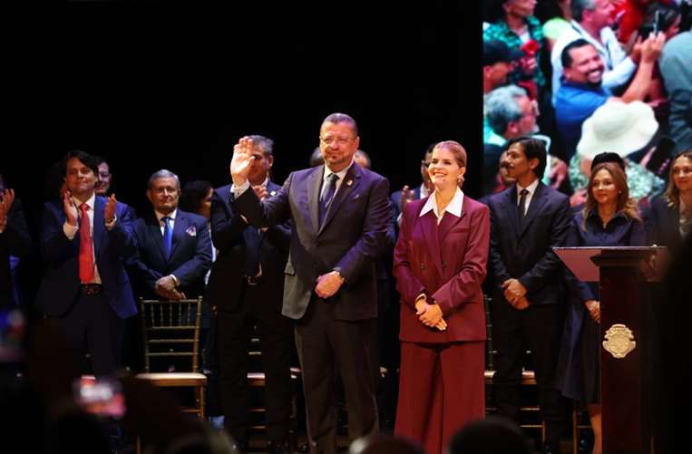 Laura Fernández