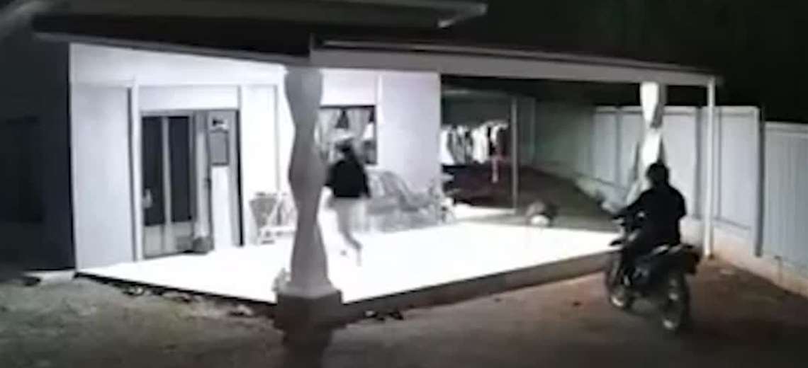 Video: Gritos de propietaria evitan asalto a casa en Puntarenas