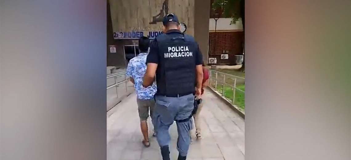 Detienen en Peñas Blancas a pareja mexicana que vi