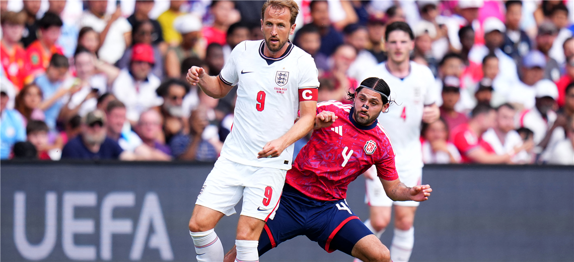 Pese al dominio absoluto, Inglaterra apenas vence 