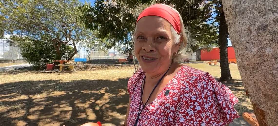Xenia: la voluntaria que reparte sonrisas y alegrí