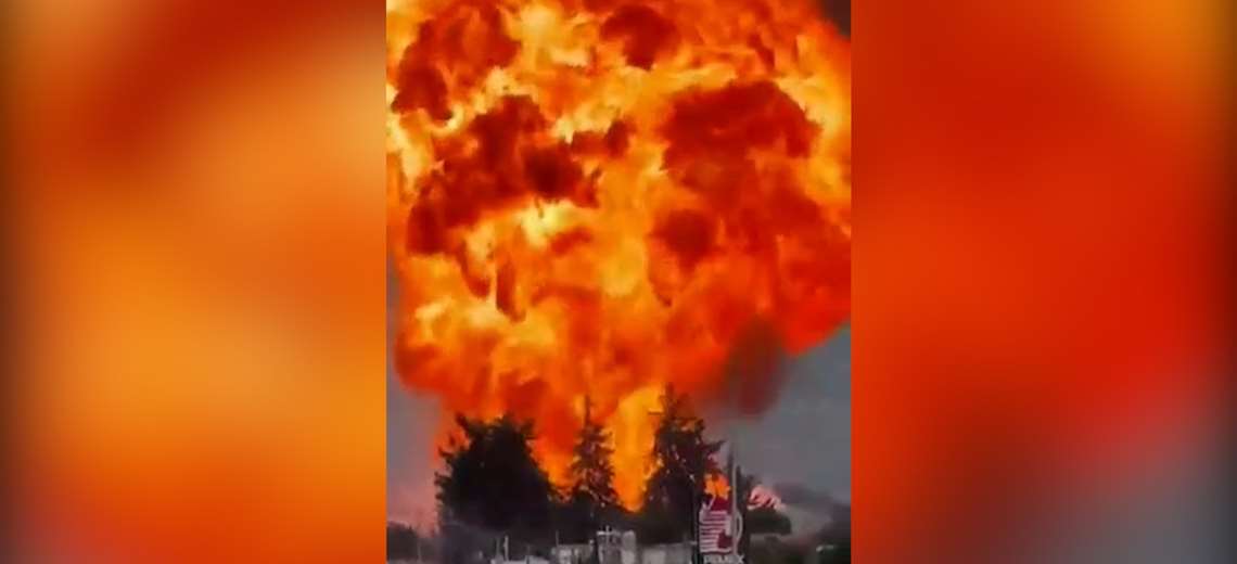 Video: Increíble explosión de almacén clandestino de gas LP en México
