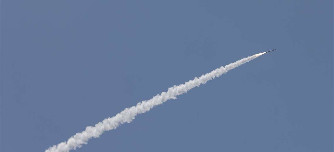Irán anuncia el "cese" de los ataques contra Israe